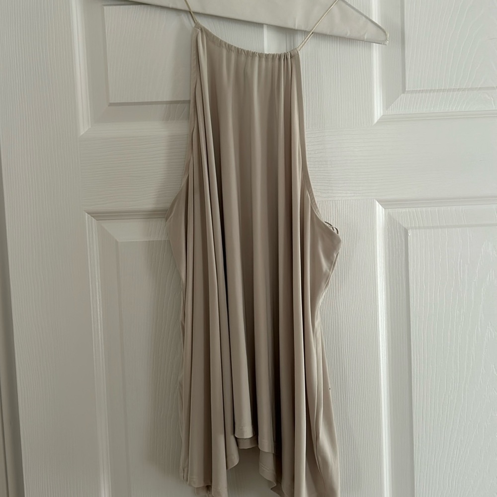 Express Sleeveless tank top